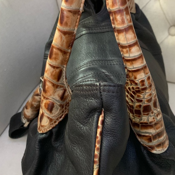 FENDI Leather Spy Bag - Picture 4 of 16